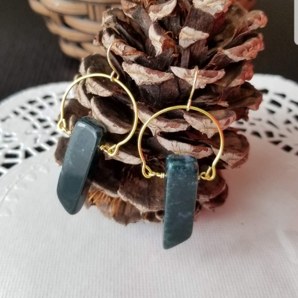 Handmade Green Moss Agate Earrings - Picture 4 of 5